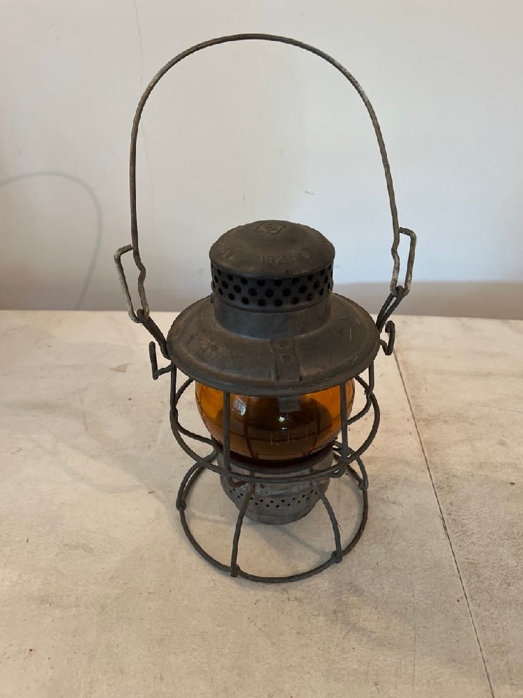 Vtg Erie RR Lantern (1 of 5)