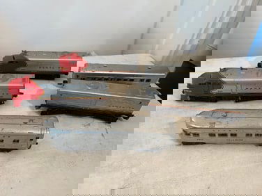 Vtg Lionel Trains