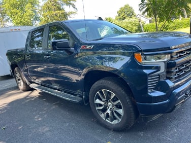 2023 Chevrolet Z71 Pickup Truck