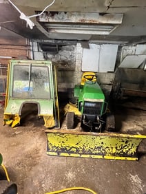John Deere 316 Lawnmower