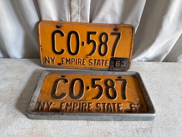 Vtg License Plates