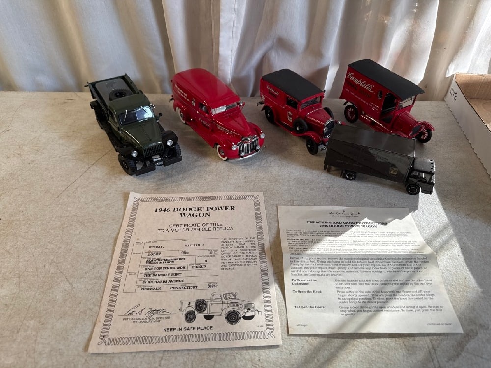 Vtg Danbury Mint Die Cast Cars (1 of 7)