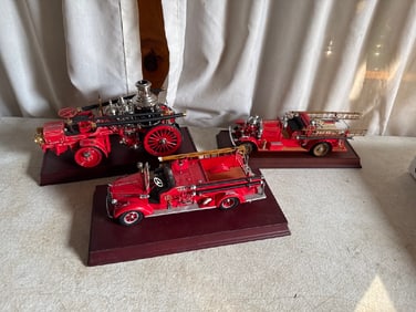 Vtg Franklin Mint Fire Trucks
