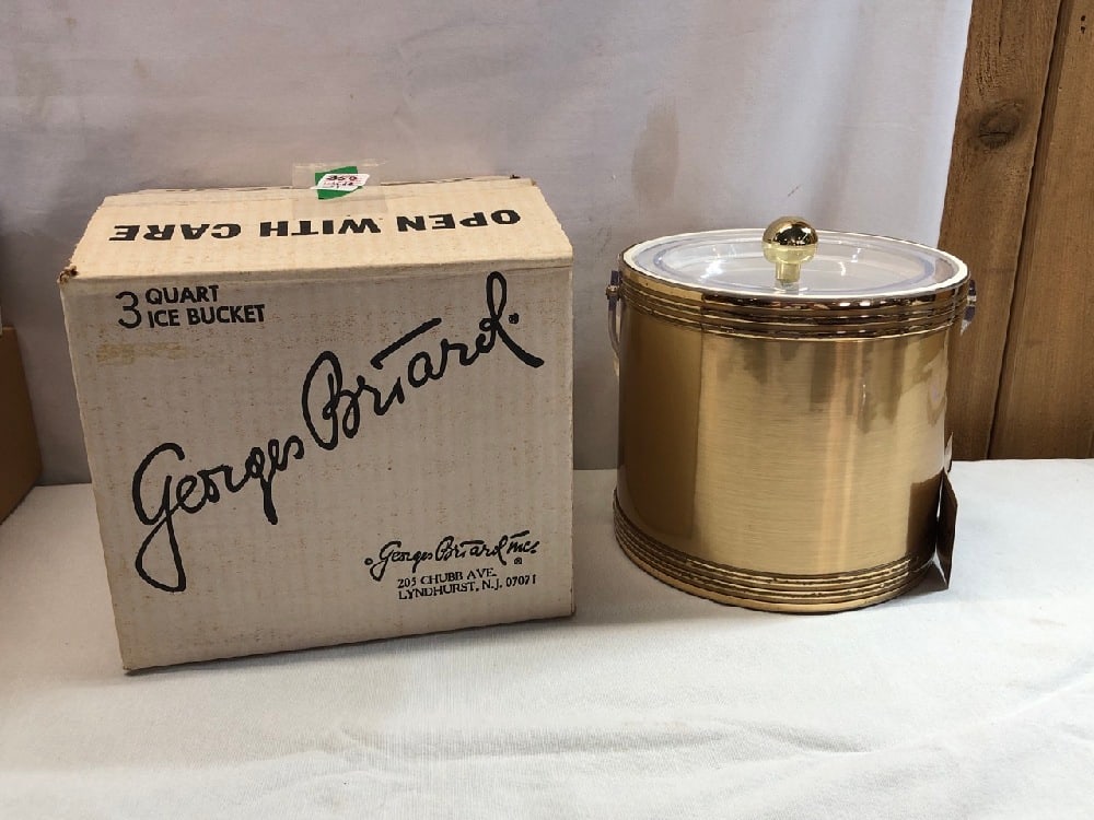 George Briard 3- Qt Ice Bucket: George Briard 3- Qt Ice Bucket- Brand New in original Packaging