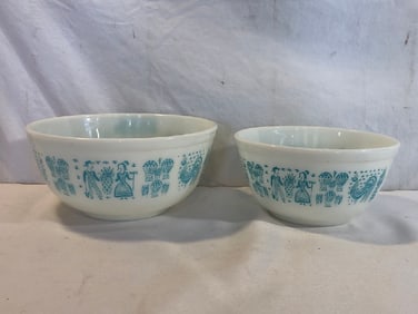 2 Vtg. Amish Butterprint Pyrex Bowls