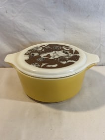 Vtg. Pyrex Nouveau Floral Casserole