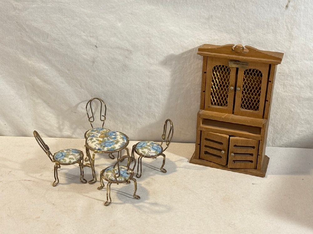 Vtg. Dollhouse Furniture: Vtg. Dollhouse Furniture - Hutch and ice Cream Parlor Table and chairs
