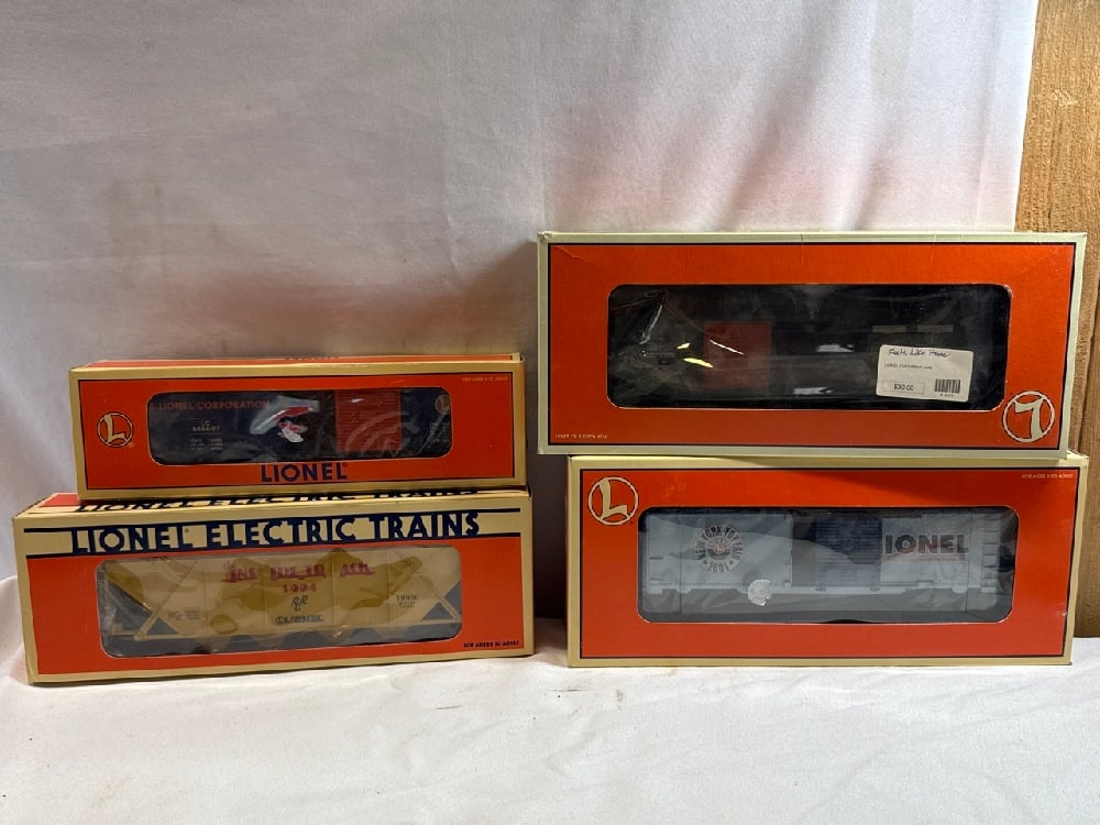 Lionel Train Cars (1 of 5)