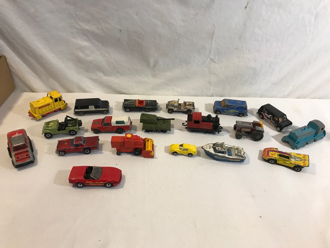 Vtg. Matchbox and Hot Wheels (1 of 13)