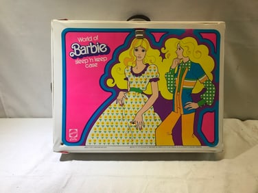 World Of Barbie Sleep ‘n Keep Case with Barbie and Accessories