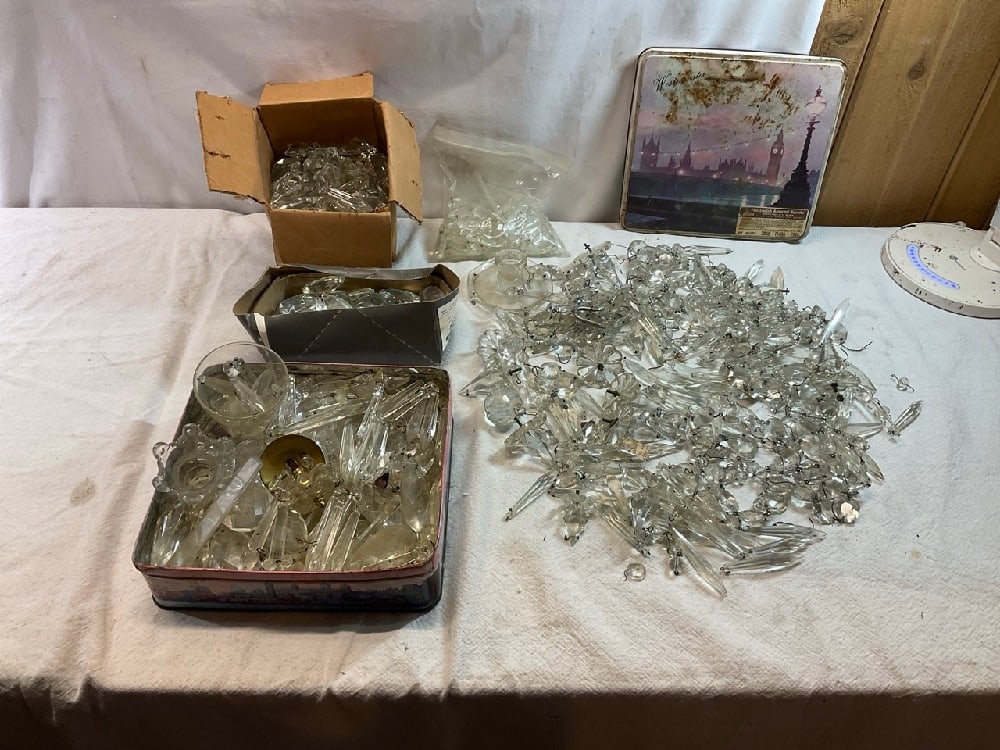 Assorted Crystal Prisms: Assorted Crystal Prisms