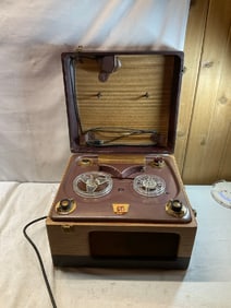 Vtg. Webcor Model-210-1B reel to reel Tape Recorder