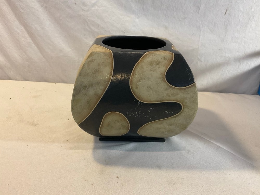 Vtg. Signed Abstract Pottery Vase: Vtg. Signed Abstract Pottery Vase - Black & White ~ 7” Tall x 7 3/4” square