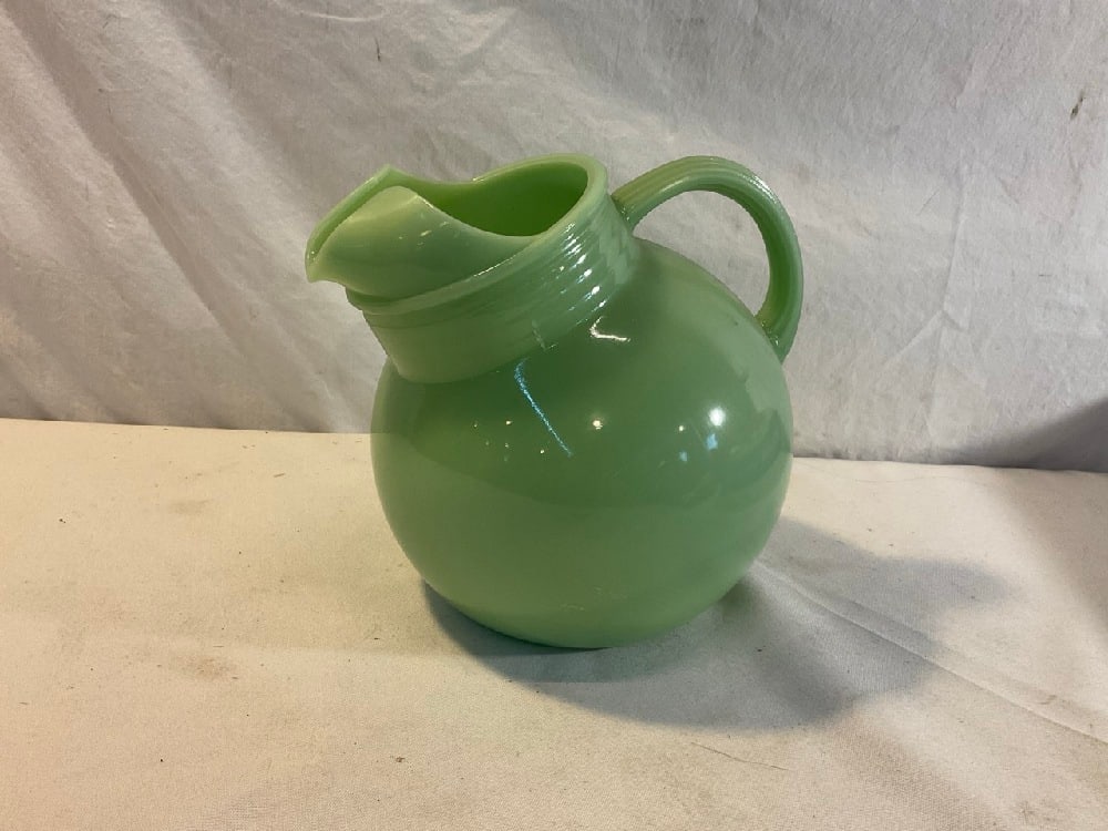 Vtg. Jadeite Ball Water Pitcher: Vtg. Jadeite Ball Water Pitcher
