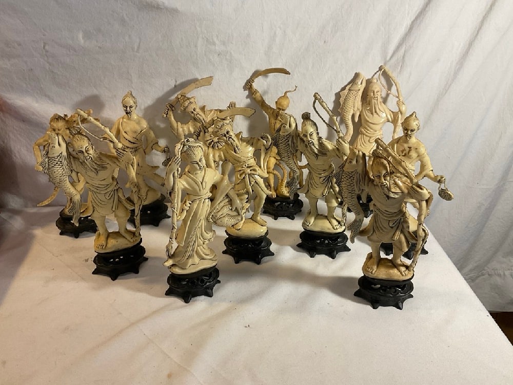 Vtg. Fontanini Resin Asian Figures: 11 Vtg. Fontanini Resin Asian Figures - 9” Tall