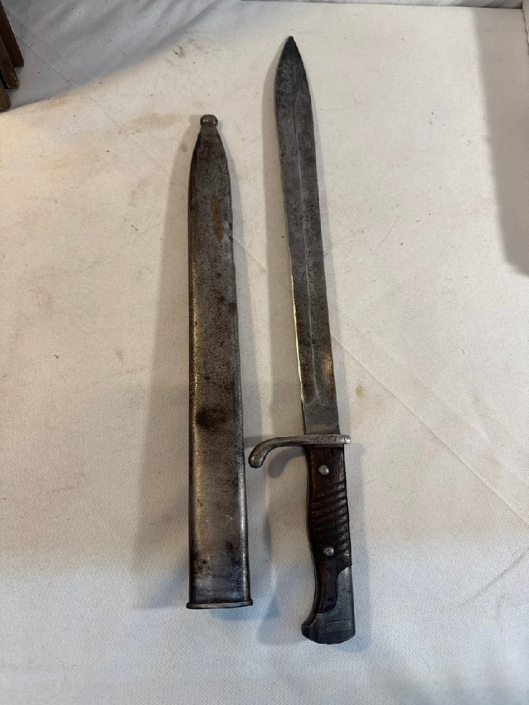 German WW1 Bayonet (1 of 8)