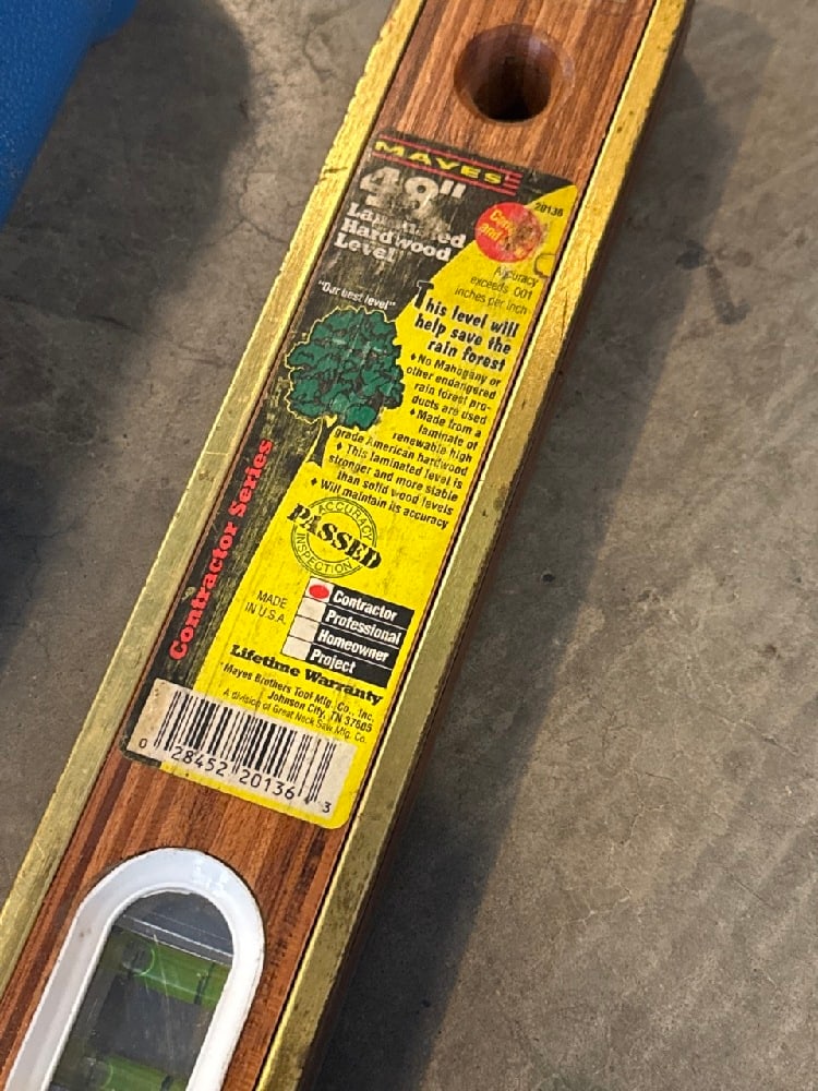 Mayes # 3 Level and Case - 3