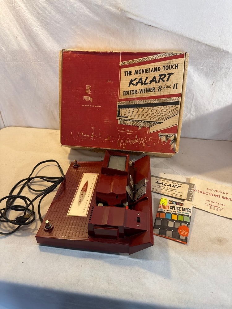 Vtg. Movieland Touch Kalart Editor-Viewer 8 Mark II: Vtg. Movieland Touch Kalart Editor-Viewer 8 Mark II for 8mm Film ~ In original Box