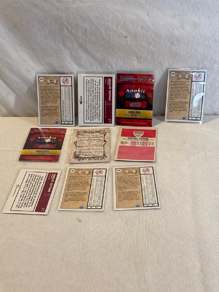 Baseball Trading Cards - 7