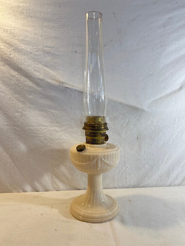 Vtg. Aladdin Lincoln Drape Oil Lamp: Vtg. Aladdin Lincoln Drape Oil Lamp - Alacite ; Lox on Chimney ~ 24” Tall