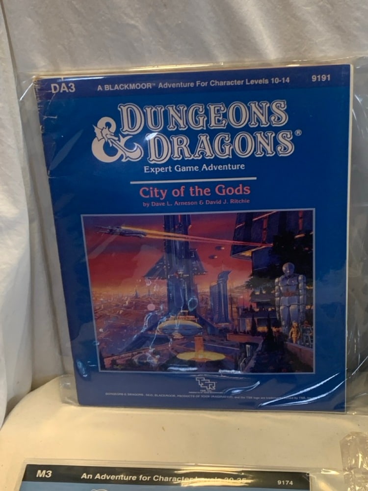 3 1980’s Dungeons & Dragons Game Guides and 1990 Marvel Comics Hologram Trading Cards - 2