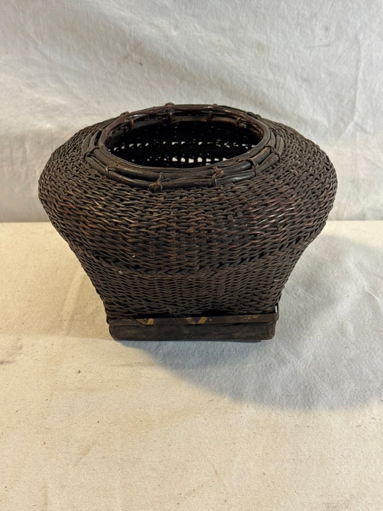 Antique Tribal Gathering Basket (1 of 4)