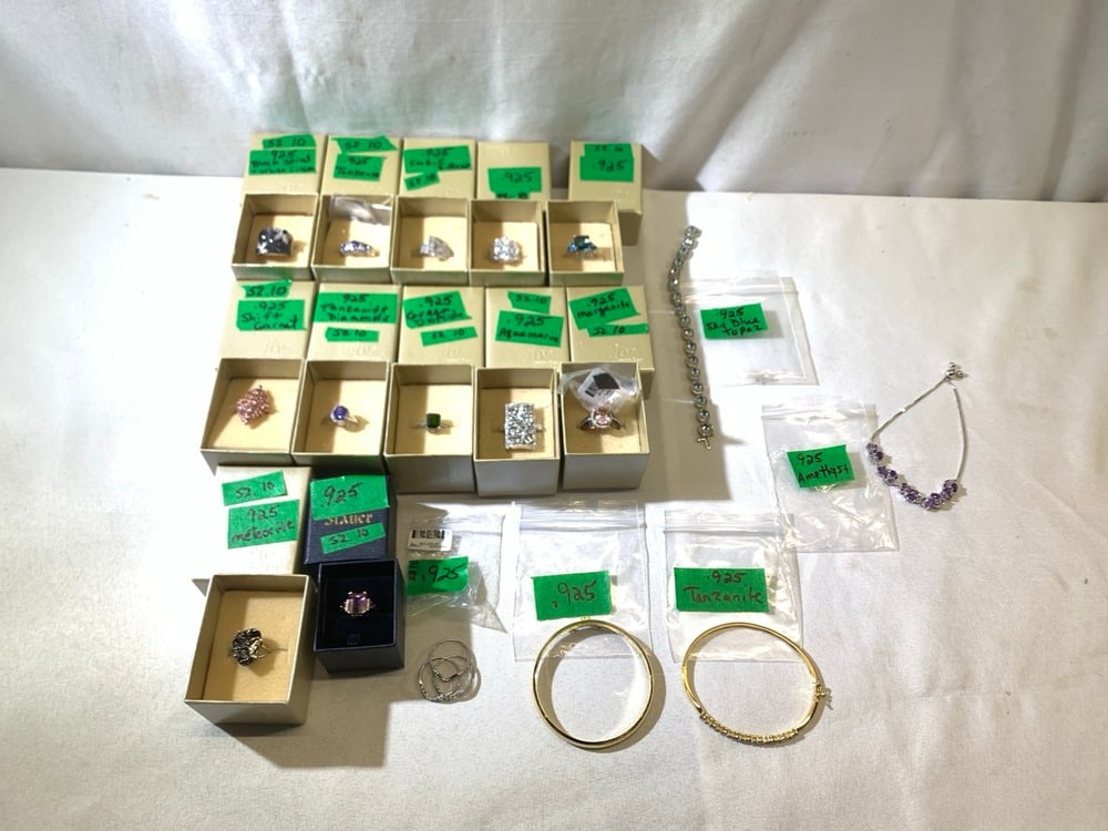17 PCs JTV Sterling Jewelry: 17 PCs JTV Sterling Jewelry- 13 Rings All Sz. 10/ 4 Bracelets- Weights are total grams & Will Be Included In Each Picture of Items( Overall Total Grams is 125.5 Grams Including Stone Weight)