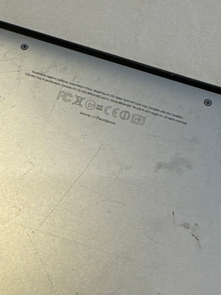 Apple Laptop Computers - 5