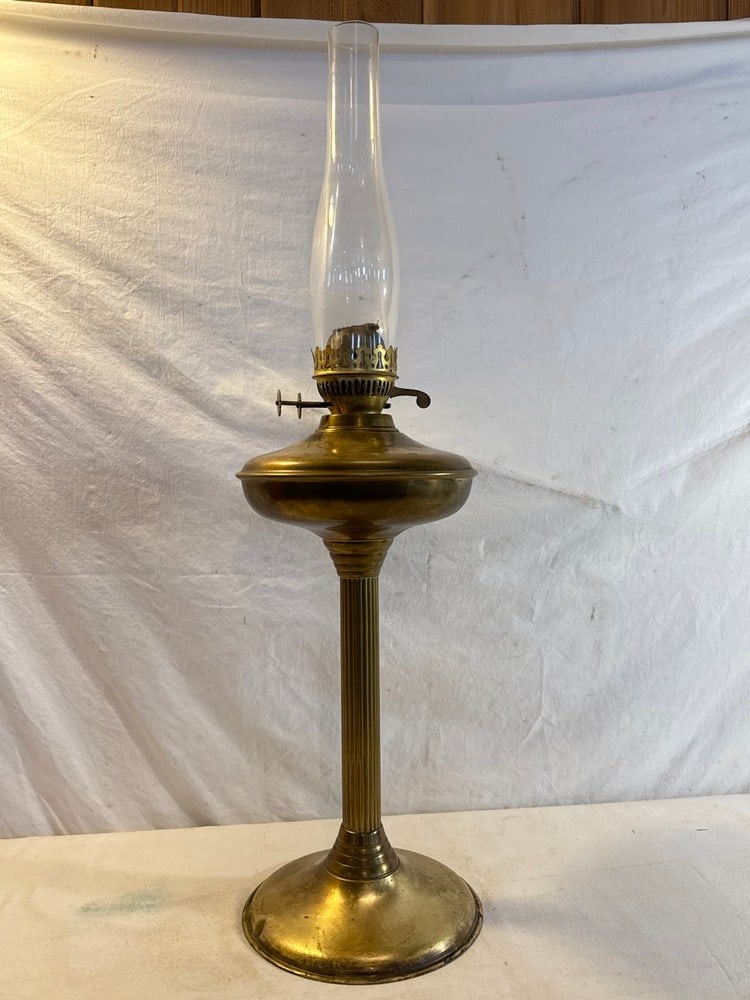 Antique Brass Oil Lamp (1 of 4)
