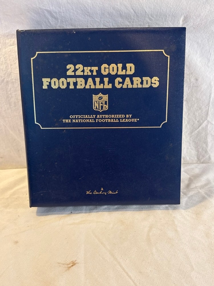 The Danbury Mint 22Kt Gold Football Cards: The Danbury Mint 22Kt Gold Football Cards - 50 Cards