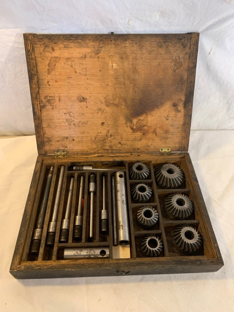 Vtg. Valve Seat Cutter Set: Vtg. Valve Seat Cutter Set in Wooden Case