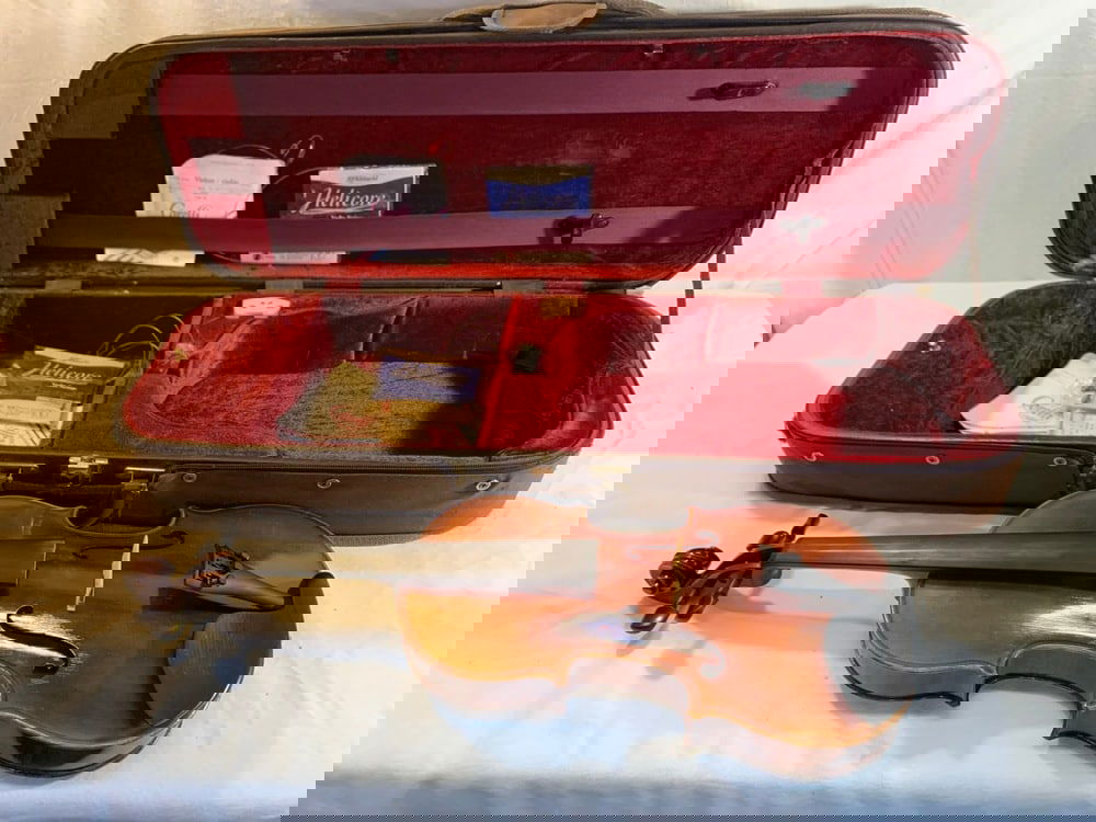 Franz Hoffman Violin: Franz Hoffman Concert Violin - 2013; 4/4 size ; Serial # KP046-065 w/ Carry Case