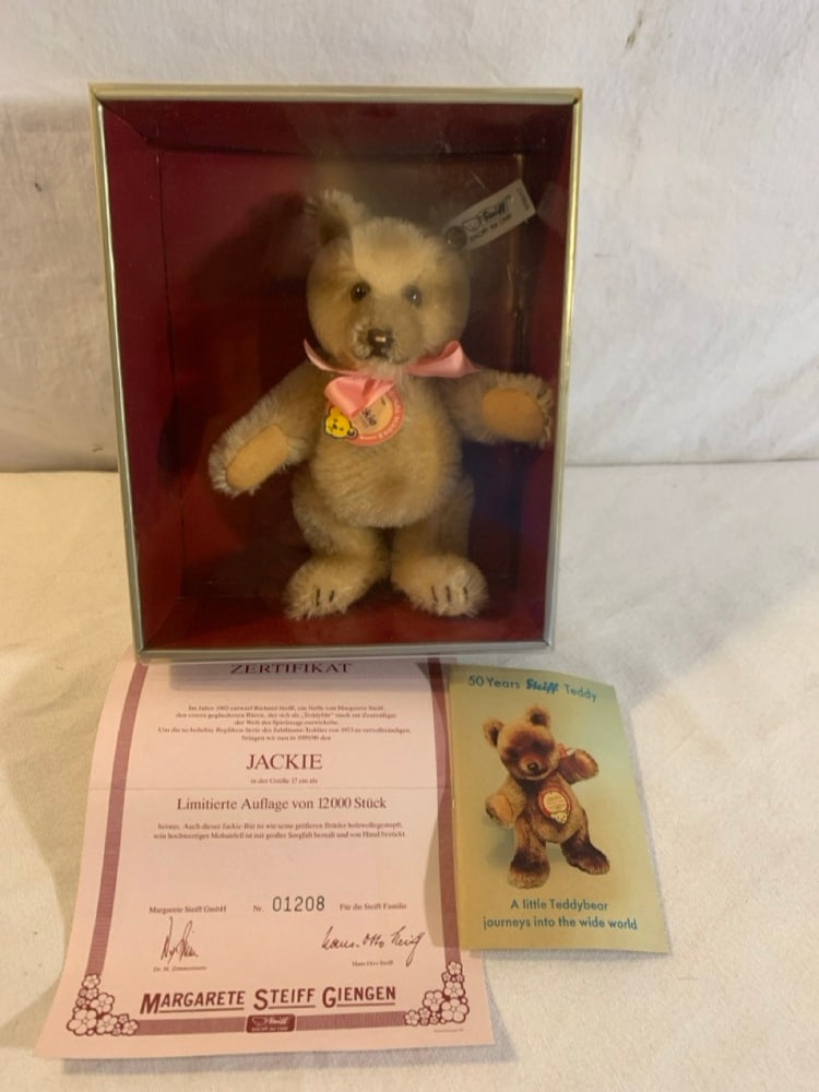 Steiff Jackie 1953 Replica Teddy Bear: Steiff Jackie 1953 Replica Teddy Bear- New in Box