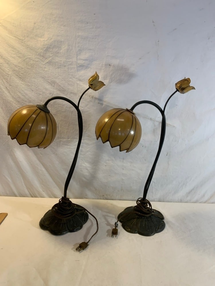 Vtg Art Nouveau Style Lamps: Vtg Art Nouveau Style Lamps, Tulip Shades- Plastic Shades & Bases( 1 Base has Crack as Pictured- 20” T