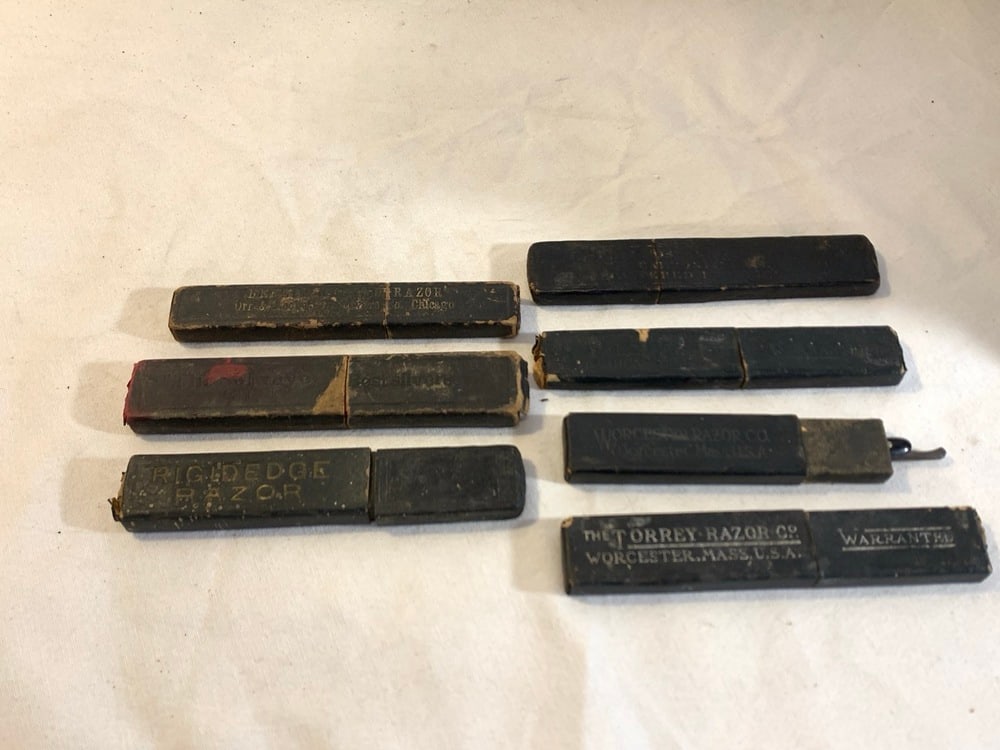 Antique Straight Razors in Boxes: Antique Straight Razors in Boxes - including The Torrey Razor Co., Rigidedge Razor, Worcester Razor Co., Geo Wostenholm & Sons, Berlin Ground Razor, and more