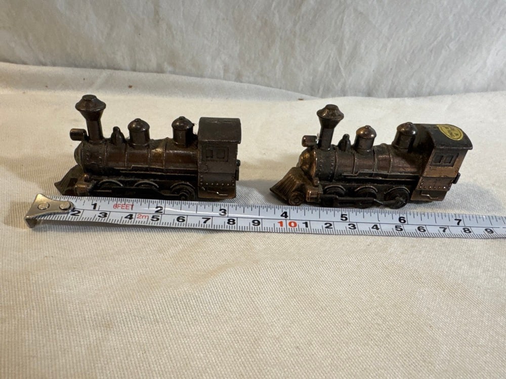 Vtg Trains Lot - 10