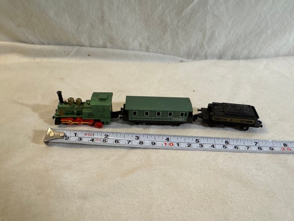 Vtg Trains Lot - 6