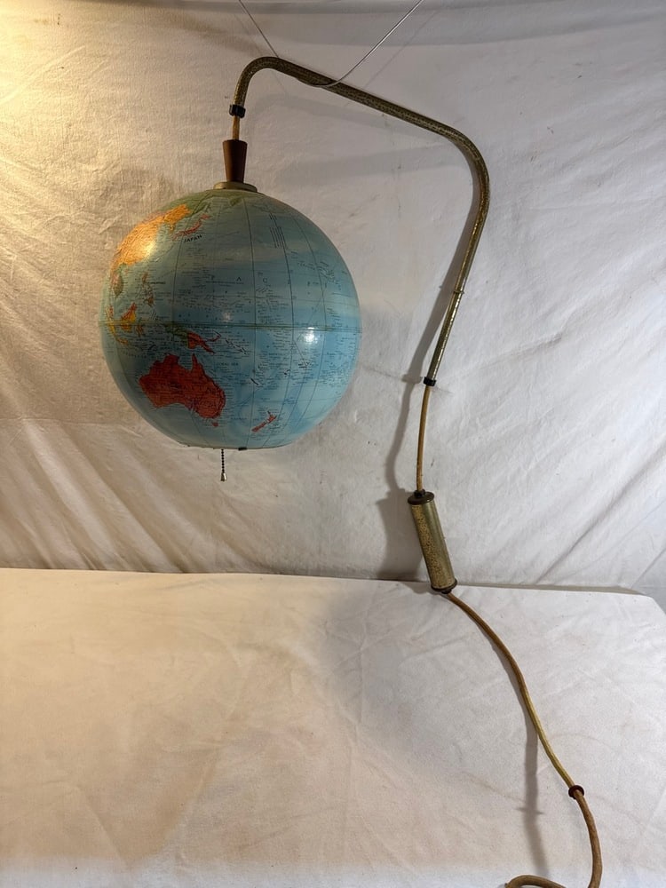 MCM Globe Lamp: MCM Replogle Globe Lamp- Works-Approx 12” Around