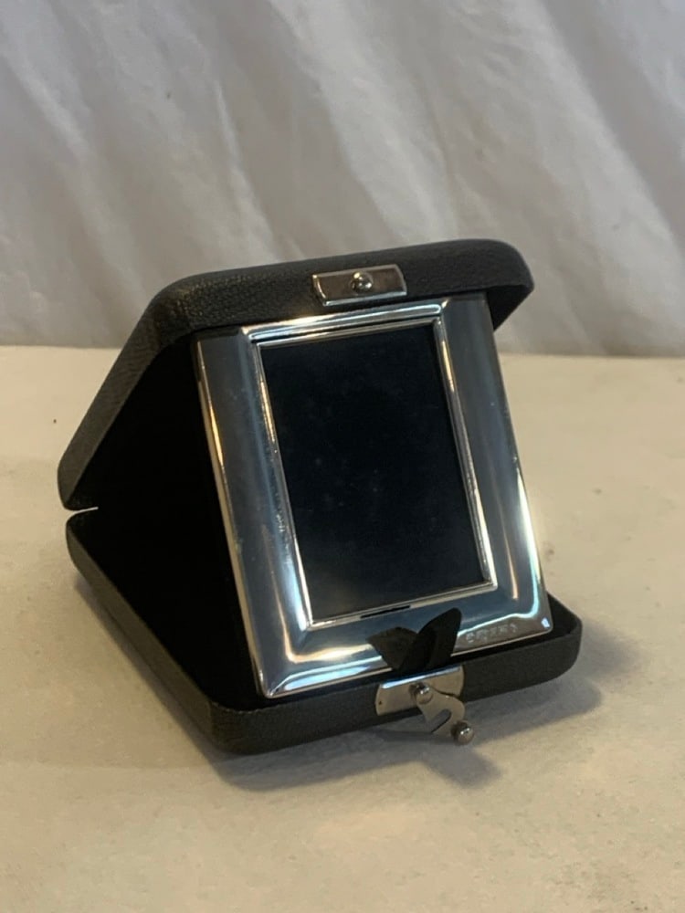 Carrs Sheffield England 925 Sterling Silver Travel Photo Frame: Carrs Sheffield England 925 Sterling Silver Travel Photo Frame ~ total Weight including Box; 240g