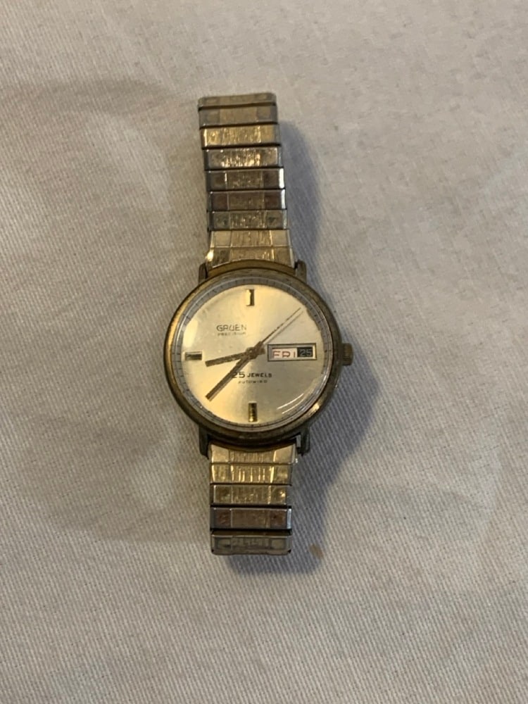 Vtg. 1950’s Gruen Precision 25 Jewels Autowind Day/date Watch: Vtg. 1950’s Gruen Precision 25 Jewels Autowind Day/date Watch