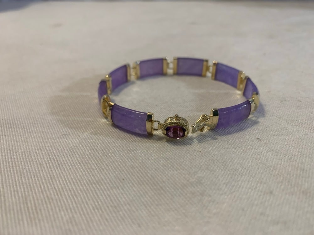 14k Lavender Jadeite with Amethyst Stone Bracelet (1 of 5)