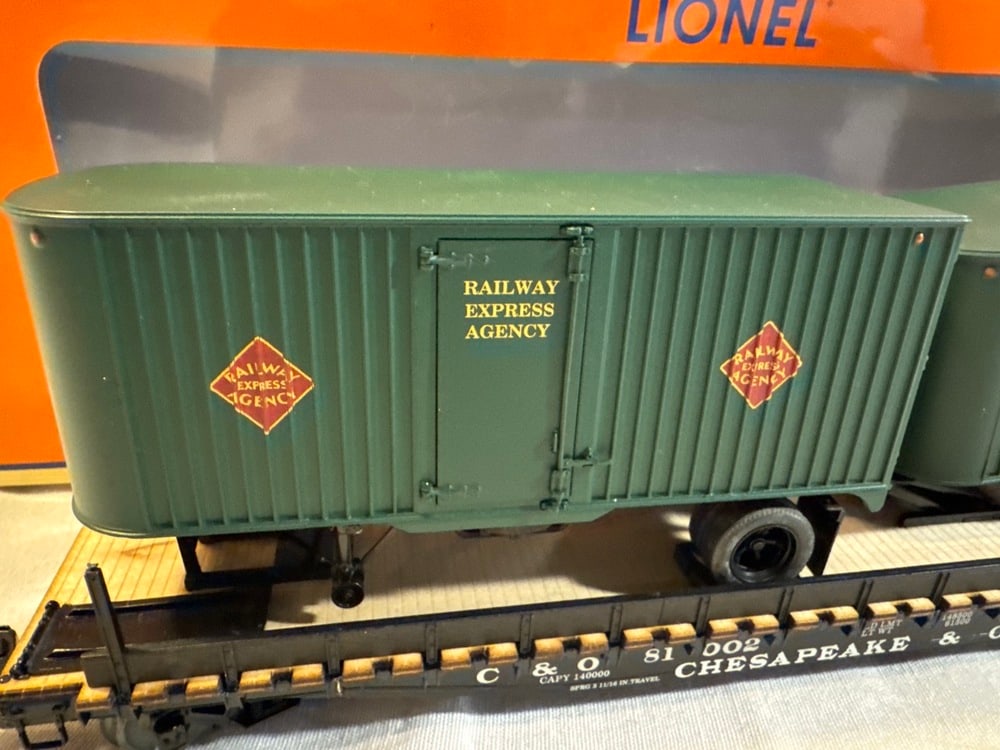 Lionel Flatcar - 2