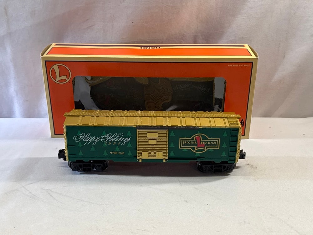 Lionel Christmas Boxcar: Lionel Christmas Boxcar 6-16291
