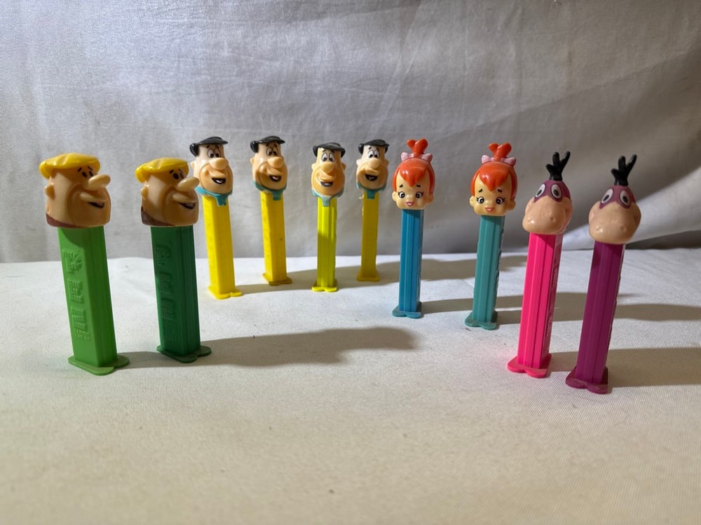 1992 Flintstone Pez Dispensers: 1992 Flintstone Pez Dispensers/4-Fred/2-Barney/2-Dino/2-Pebbles//Made in Czech Republic/Slovenia/China/Austria