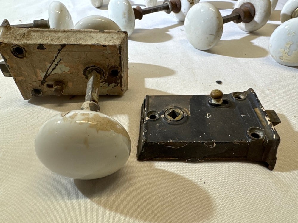 Vintage Porcelain Door Knobs and Locks - 6