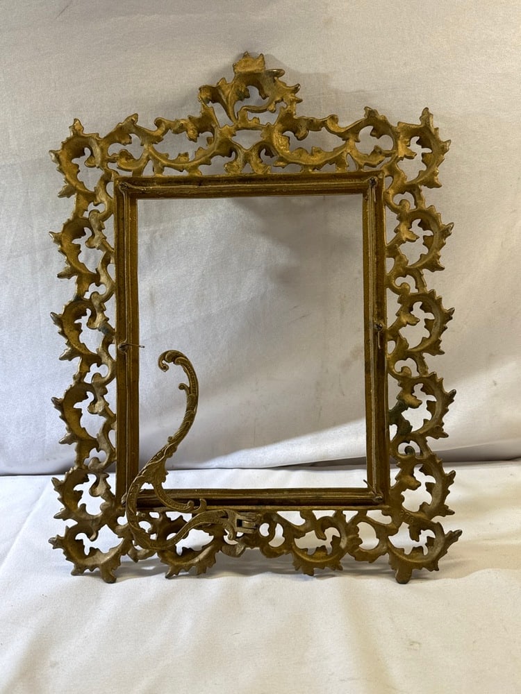 Antique Ormolu Frame - 3