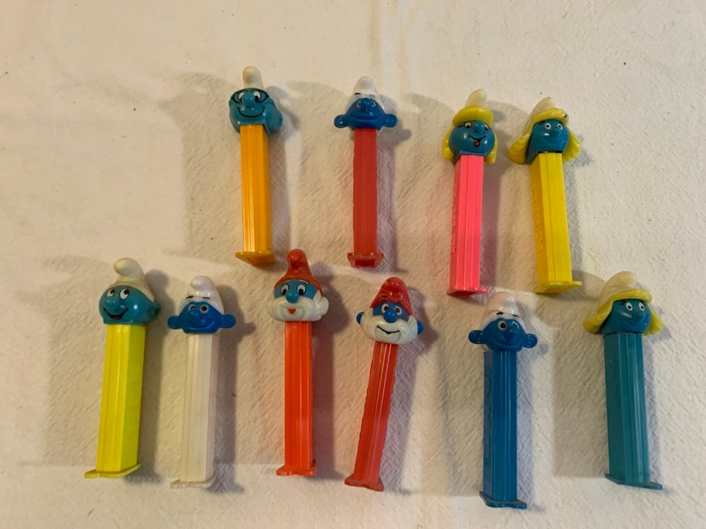 Vtg Smurf Pez Dispensers: Vtg Smurf Pez Dispensers10 Yotal)