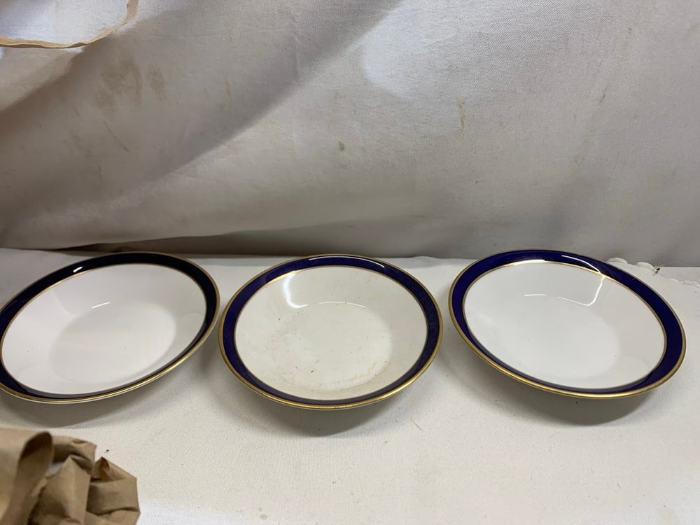 Spode Colbalt Consul Dinnerware - 10