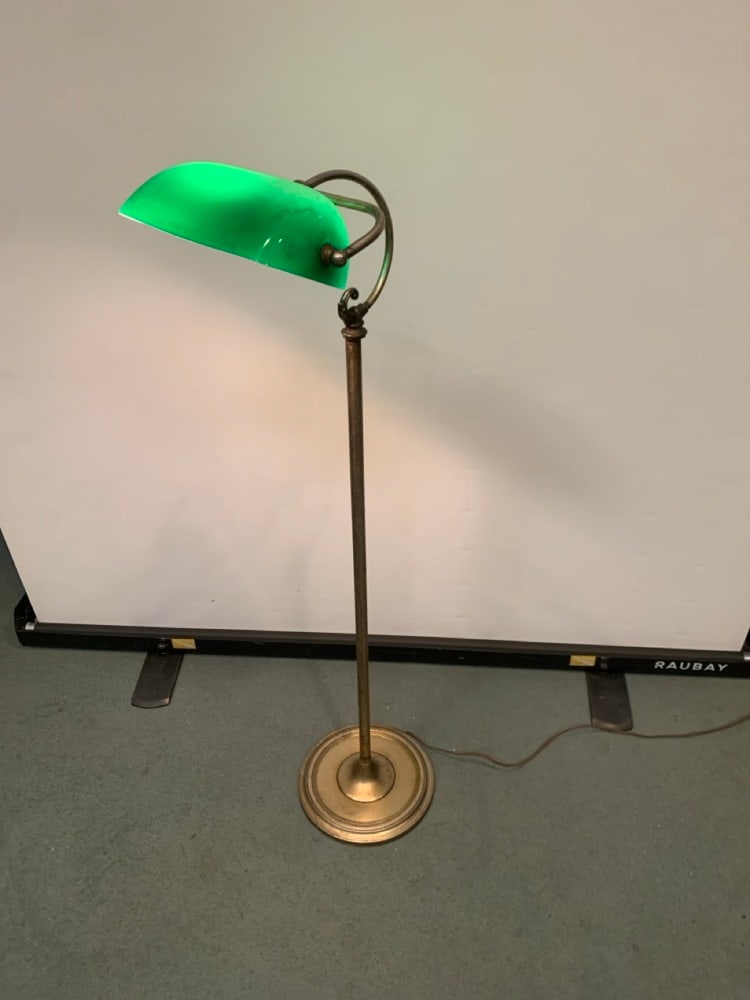 Vtg Bridge Arm Floor Lamp: Vtg Bridge Arm Floor Lamp With Green Glass Shade- 43” T