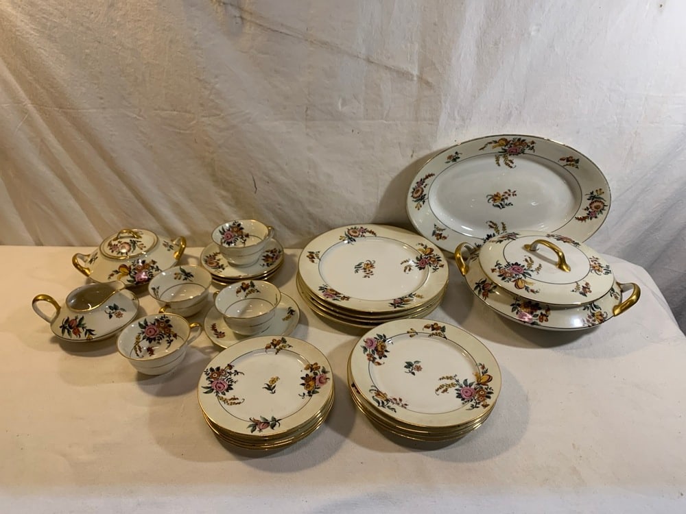 Limoges Old Abbey Dishes: Limoges Old Abbey Dishes